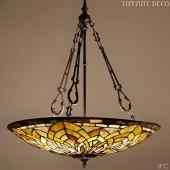 1G909 - handcrafted Tiffany stained glass lamp