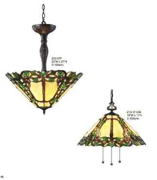 1G910 - handcrafted Tiffany stained glass lamp