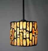 2T085 - handcrafted Tiffany stained glass lamp