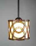 2T087 - handcrafted Tiffany stained glass lamp