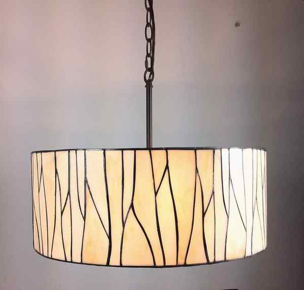 V7348 - handcrafted Tiffany stained glass lamp