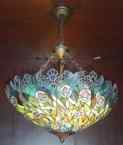 W3150 - handcrafted Tiffany stained glass lamp