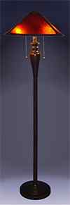 1788/209 - handcrafted Tiffany stained glass lamp