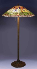 2013/202 - handcrafted Tiffany stained glass lamp