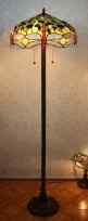 305G/16FLR - handcrafted Tiffany stained glass lamp