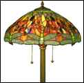 T18202RED - handcrafted Tiffany stained glass lamp