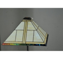N8135CA - handcrafted Tiffany stained glass lamp