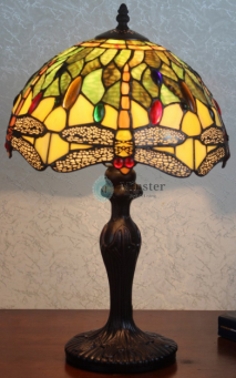 305C+
311M/12G - handcrafted Tiffany stained glass lamp