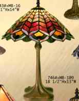 746#+MB-109 - handcrafted Tiffany stained glass lamp