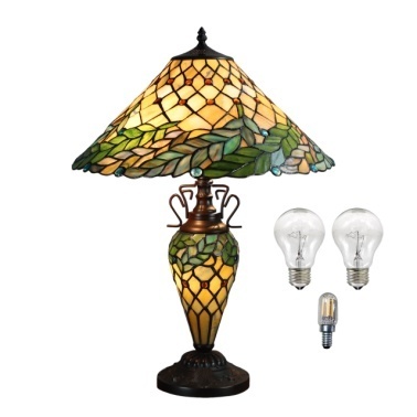 7490 - handcrafted Tiffany stained glass lamp