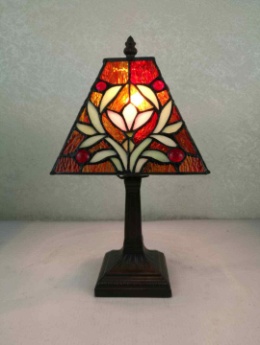 974+SB114(976+SB114) - handcrafted Tiffany stained glass lamp