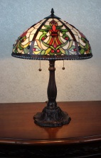 BROO2/16TL - handcrafted Tiffany stained glass lamp