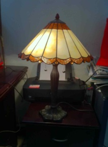 Tiffany Table Lamp - DF1624TL - handcrafted Tiffany stained glass lamp