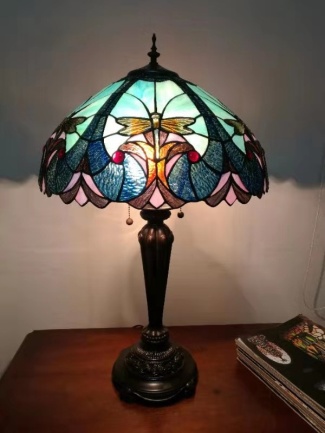 Tiffany Table Lamp - DY08025 - handcrafted Tiffany stained glass lamp