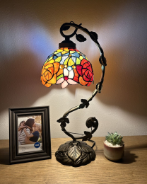 Tiffany Table Lamp - ET0804-B - handcrafted Tiffany stained glass lamp