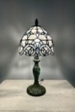 Tiffany Table Lamp - ET0825 - handcrafted Tiffany stained glass lamp