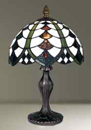 G081783 - handcrafted Tiffany stained glass lamp