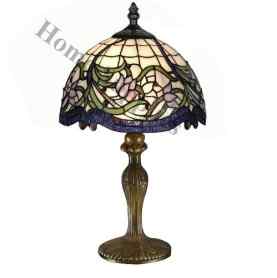 G123232 - handcrafted Tiffany stained glass lamp