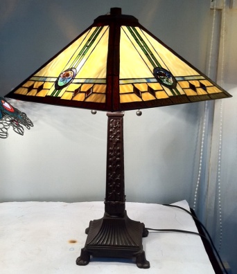Tiffany Table Lamp - MS147-23-1-RHI20 - handcrafted Tiffany stained glass lamp