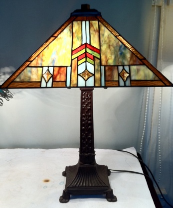 MS155-23
-1-RHI20 - handcrafted Tiffany stained glass lamp