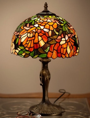 Tiffany Table Lamp - SG146-12-1-RHE - handcrafted Tiffany stained glass lamp