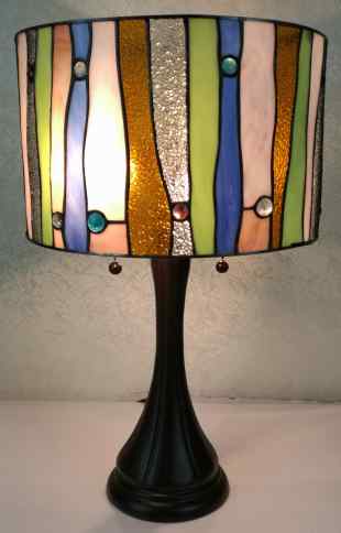 Tiffany Table Lamp - TF7031TL - handcrafted Tiffany stained glass lamp