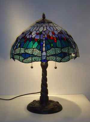 Tiffany Table Lamp - WHT008 - handcrafted Tiffany stained glass lamp