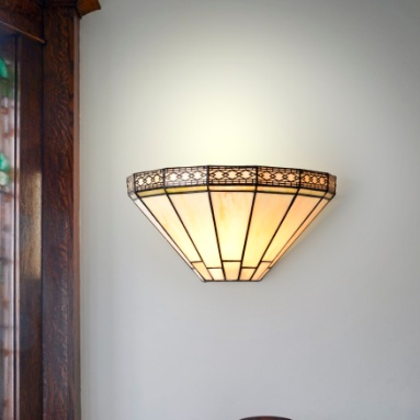 W13257 - handcrafted Tiffany stained glass lamp