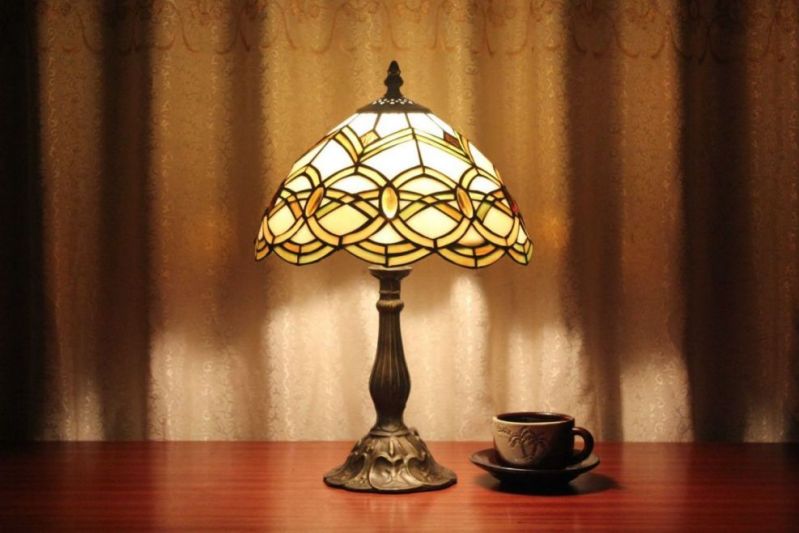 Tiffany 10 Inch Table Lamp - DETAIL_27388928_283832_3319874 - handcrafted Tiffany stained glass lamp