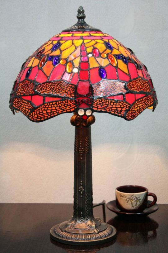Tiffany 12 Inch Table Lamp 2 - DETAIL_27388928_283834_3320009 - handcrafted Tiffany stained glass lamp