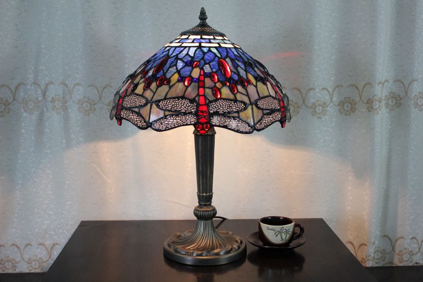 Tiffany 12 Inch Table Lamp 2 - DETAIL_27388928_283834_3320031 - handcrafted Tiffany stained glass lamp