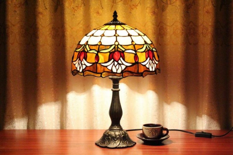 Tiffany 12 Inch Table Lamp 2 - TATD120191 - handcrafted Tiffany stained glass lamp