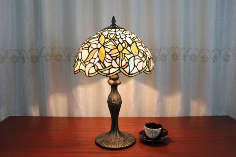 Tiffany 12 Inch Table Lamp 3 - TATD120216 - handcrafted Tiffany stained glass lamp