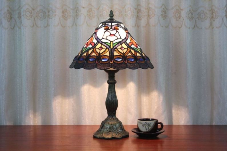 Tiffany 12 Inch Table Lamp 3 - TATD120232 - handcrafted Tiffany stained glass lamp