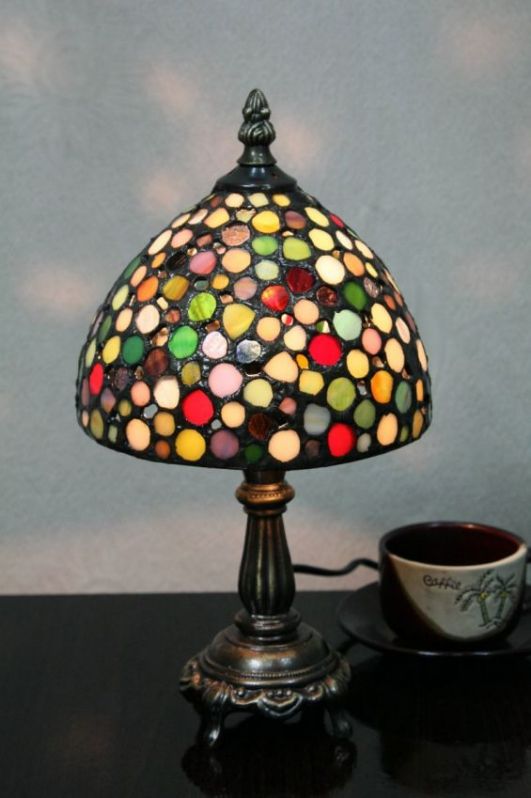 Tiffany 6 Inch Table Lamp - DETAIL_27388928_283828_3319683 - handcrafted Tiffany stained glass lamp
