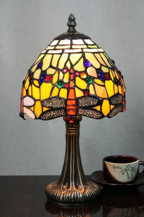 Tiffany 7 Inch Table Lamp - DETAIL_27388928_283829_3319707 - handcrafted Tiffany stained glass lamp