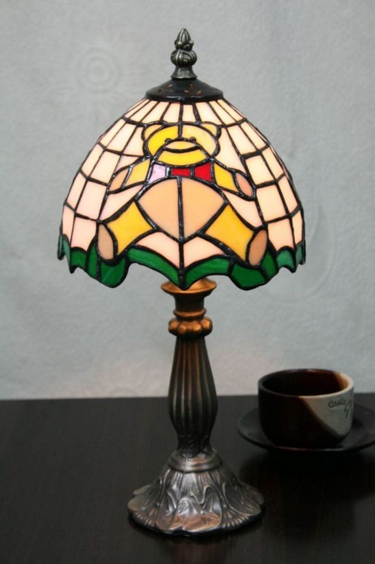 Tiffany 7 Inch Table Lamp - DETAIL_27388928_283829_3319698 - handcrafted Tiffany stained glass lamp