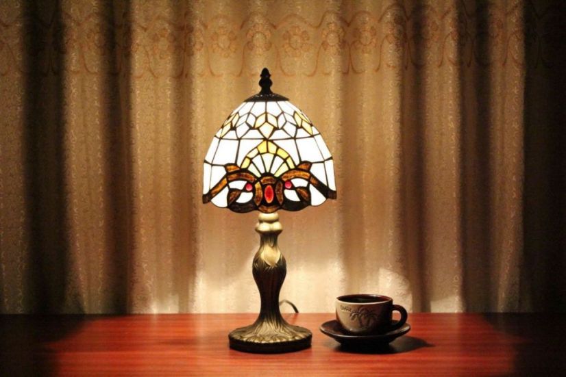 Tiffany 7 Inch Table Lamp - DETAIL_27388928_283829_3319705 - handcrafted Tiffany stained glass lamp