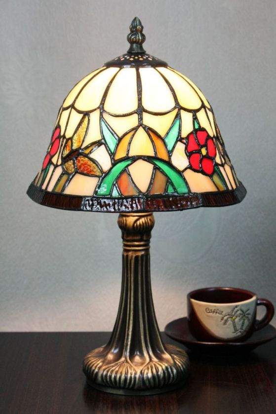 Tiffany 8 Inch 1 Table Lamp - DETAIL_27388928_283830_3319709 - handcrafted Tiffany stained glass lamp