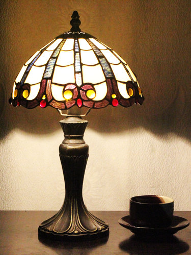 Tiffany 8 Inch 1 Table Lamp - DETAIL_27388928_283830_3319731 - handcrafted Tiffany stained glass lamp