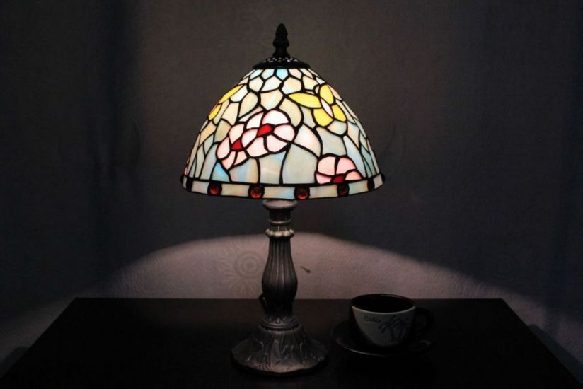 Tiffany 8 Inch 1 Table Lamp - DETAIL_27388928_283830_3319735 - handcrafted Tiffany stained glass lamp