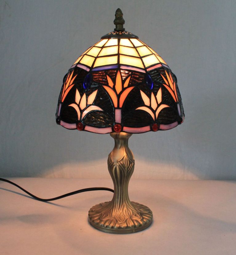 Tiffany 8 Inch 1 Table Lamp - DETAIL_27388928_283830_3319742 - handcrafted Tiffany stained glass lamp