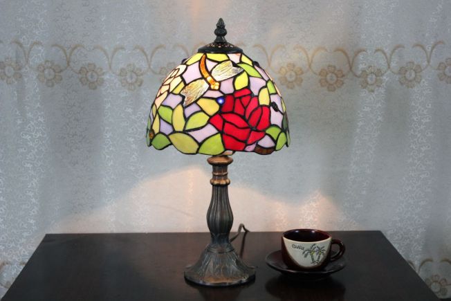 Tiffany 8 Inch 1 Table Lamp - DETAIL_27388928_283830_3319748 - handcrafted Tiffany stained glass lamp