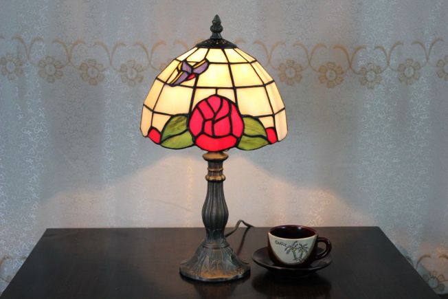 Tiffany 8 Inch 1 Table Lamp - DETAIL_27388928_283830_3319745 - handcrafted Tiffany stained glass lamp
