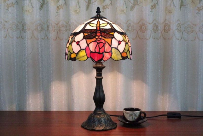 Tiffany 8 Inch 1 Table Lamp - DETAIL_27388928_283830_3319771 - handcrafted Tiffany stained glass lamp