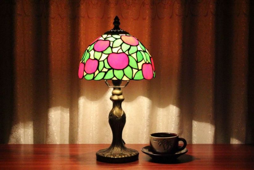 Tiffany 8 Inch 1 Table Lamp - DETAIL_27388928_283830_3319772 - handcrafted Tiffany stained glass lamp