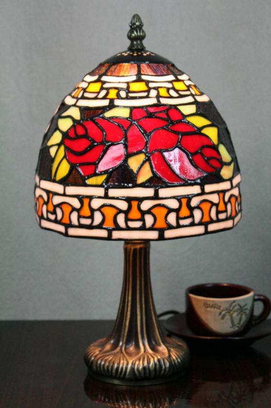 Tiffany 8 Inch 1 Table Lamp - DETAIL_27388928_283830_3319716 - handcrafted Tiffany stained glass lamp
