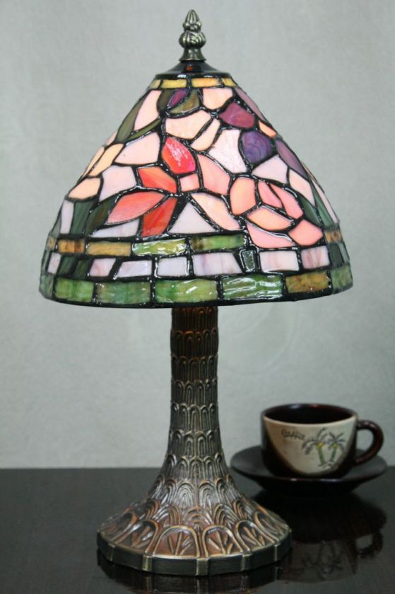 Tiffany 8 Inch 1 Table Lamp - DETAIL_27388928_283830_3319788 - handcrafted Tiffany stained glass lamp