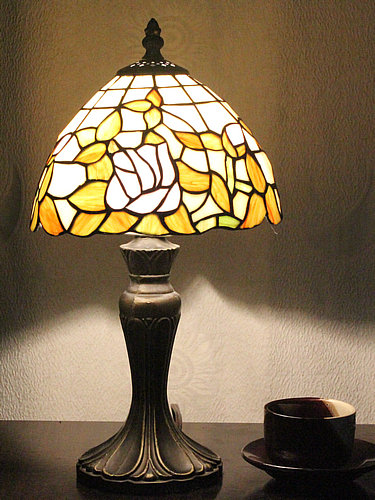 Tiffany 8 Inch 1 Table Lamp - DETAIL_27388928_283830_3319792 - handcrafted Tiffany stained glass lamp