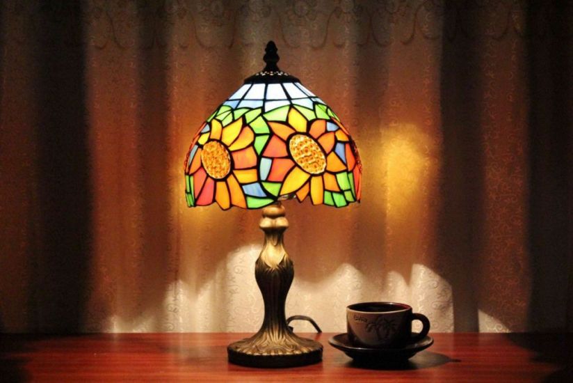 Tiffany 8 Inch 1 Table Lamp - DETAIL_27388928_283830_3319807 - handcrafted Tiffany stained glass lamp